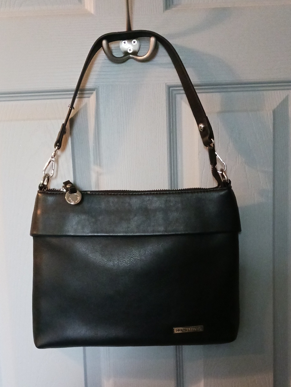 Simon Chang Black Women’s Shoulder Bag